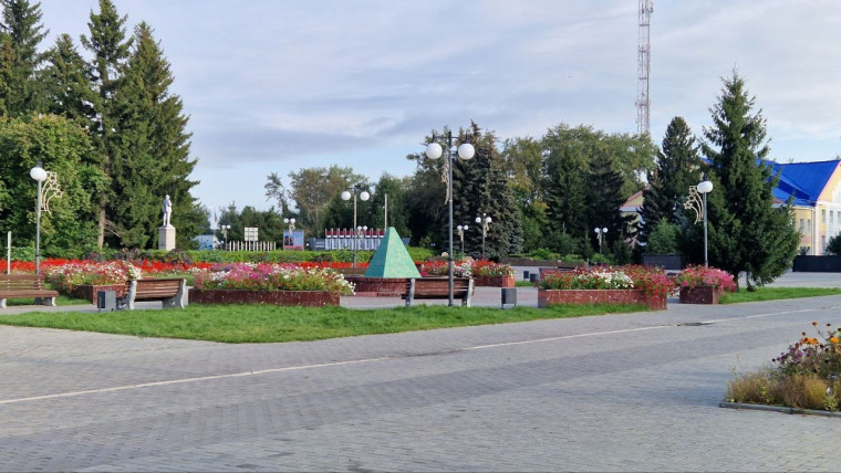 ООО "Зеленое строительство" выполнили работы по консервации фонтана до весны. ООО "Зеленое строительство" выполнили работы по консервации фонтана до весны.